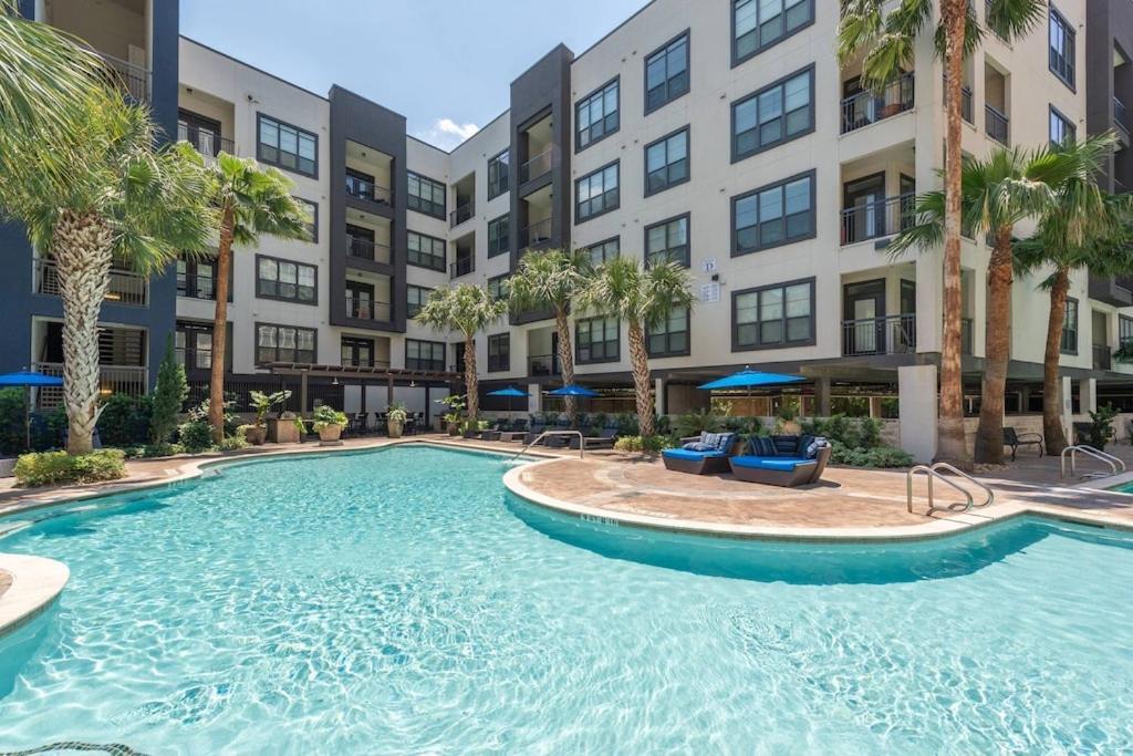 Modern Galleria Apt-Freeparking-Pool-Fast Wifi-Med Ctr Houston Zewnętrze zdjęcie